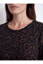 Esvab • Modern & Distinctive Zero Roba Collar Embroidered Women's T-Shirt - 4