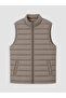 Standard Fit Upright Roba Collar Men's Puffer Vest from Uzg Store for Style Enthusiasts - 5