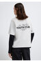 Crew Neck Back Printed White T-Shirt Regular Fit / Normal Cut 1613766-70057