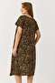 Mustard Stretch Fabric V-Neck Pocketed Relaxed Fit Leopard Patterned Casual Midi Dress - 5