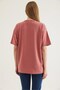 Powder Cotton Fabric Crew Neck Short Sleeve Basic Comfortable Cut T-Shirt with Heart Embroidery Detail - 4