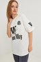 White Cotton Lycra Stretch Fabric Crew Neck Short Sleeve Oversize Printed T-Shirt - 3