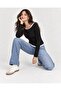 Women's Black Long Sleeve Garnished V-Neck Blouse - 4
