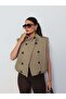 Pleated Stand Collar Buttoned Vest