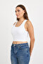 Kadın Beyaz Crop Kalın Askılı Basic Bluz Atlet - 6