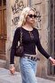 Siyah Fitted/Vücuda Oturan Anahtar Deliği Yaka Crop/Kısa Yumuşak Örme Bluz TWOAW27BZ00246 - 3