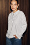 Niven women's snap-closure long sleeve white t-shirt - 4