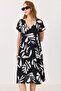 Black Stretchy Fabric V-Neck Relaxed Fit Patterned Midi Dress Suitable for Daily Use - 3