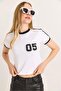 White Lycra Single Jersey Fabric Crew Neck Short Sleeve Crop Form Stripe Detailed Printed T-Shirt - 4