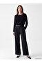 Esvab • Modern & Distinctive Zero Roba Collar Embroidered Women's T-Shirt - 3