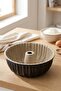 Black Shiny Stone Cast Cake Mold 22 cm