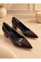 Women's Croco Pointed Toe Thick Heeled Stylish Classic Shoes - 2