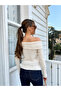 Cream Color Thin Madonna Collar Sweater - 2Y241036 - 3