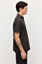 Men's T-Shirt with Buttoned Collar and Contrast Color Details - 5