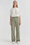 Women's Pleated Detailed Pocketed Jeans