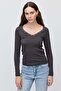 Women's Lace Detailed V-Neck Ribbed Long Sleeve Blouse - 2