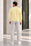 طقم رجالي مكون من قطعتين سويت شيرت بيسك ياقة دائرية باللونين الأزرق والأصفر - 7