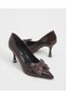 Women's patent leather pointed-toe heels with a large bow detail - 3