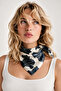 Ecru Navy Blue Large Floral Pattern Scarf Bandana 50X50 cm - 2
