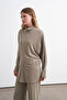 Batwing Sleeve Gathered Detailed Blouse - 2