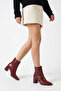 Women's Burgundy Pointed Toe Heeled Boots - 6