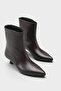 Viola Pointed Toe Women's Pull-On Boots