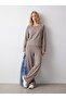 Relaxed Fit Round Neck Basic Beige Sweatshirt