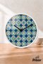 Ceas de perete modern cu inele retro albastre și verzi – Mărime mare XL 42 cm – Carcasă albă – Cu sticlă, silențios – Iluminare LED inclusă în pachet