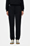 Jatavia Black Elastic Cuffs Cotton Embroidered Standard Fit Women's Sweatpants