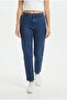 Women's High Waist Pocketed Buttoned Straight Leg Casual Comfortable Jeans