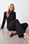 Buttoned suit with belt - 3