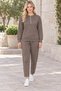 Women's Half Zipper Long Sleeve Sweatshirt and Elastic Waist Lace-Up Pocket Pants Two Piece Set Stylish Casual Bottom Top Set Brown
