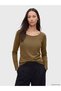 Wide Roba Collar Women's T-Shirt for Style Enthusiasts from Uzg Store