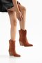 Women's Cowboy Boots - Pointed Toe Thick Heel - 2