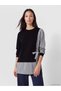 Esvab • Modern & Distinctive Striped Women's Sweatshirt Tunic - 2