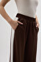 Women's wide leg sweatpants with elastic waist and striped sides - 3