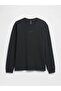 V-Ls Everyday Soft Mini Logo Tee