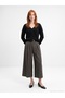 10879 V-Neck Wool Blend Sweater-Black