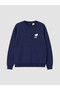Esvab • Modern & Distinctive Snoopy Embroidered Loose Fit Women's Thick Sweatshirt - 2
