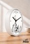 Ceas de perete modern „Girafa alb-negru și orașul” – dimensiune medie 25 cm – carcasă albă – cu sticlă, silențios – iluminare LED, inclus în pachet - 2