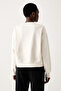 Nf0A8Hby-Cqo Essential Simple Dome Boxy Os Crew Women's Sweatshirt - 3