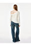 Long Sleeve Lace Detailed Asymmetrical Off-Shoulder T-Shirt - 4