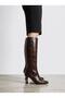 Sophisticated Crocodile Textured Women's Boots - 6