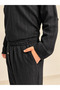 Men's Hajj Umrah Set, Crinkle Fabric, Comfortable Fit, Shirt and Pants, Two-Piece Set with Drawstring - 2