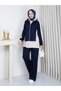 Sports Suit Garnished with Zipper Maya
