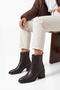 Women's Heeled Boots Pointed Toe Zippered Cerin Brown - 2
