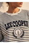 Sweatshirt with Stripes - 5