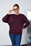 Basic Sweatshirt with Heart Embroidery Detail - 4