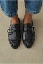 Woman's flat shoe black - 2