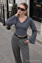 Women's Smoked V-Neck Beltless Cotton Blouse - 4